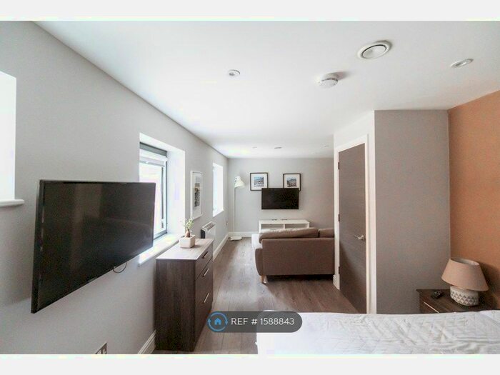 Studio To Rent In Cheapside, Liverpool, L2