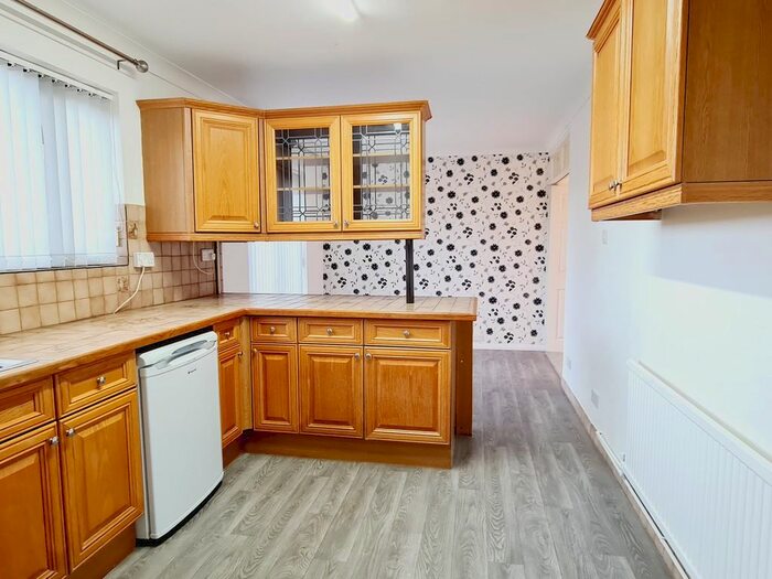 3 Bedroom Semi-Detached House To Rent In Welland Way, Northampton, NN5