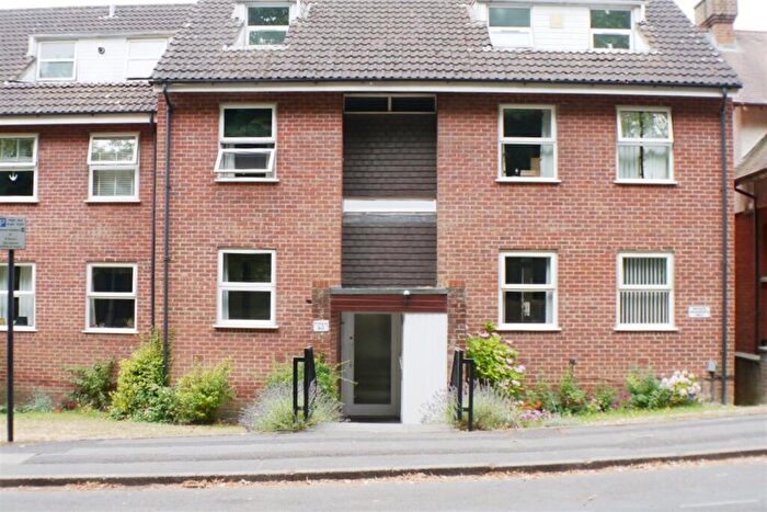 1 Bedroom Flat To Rent In Salisbury, SP1