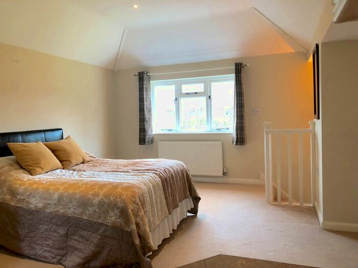 1 Bedroom Studio To Rent In Dove Lane, Rotherfield Peppard, Henley-On-Thames, RG9