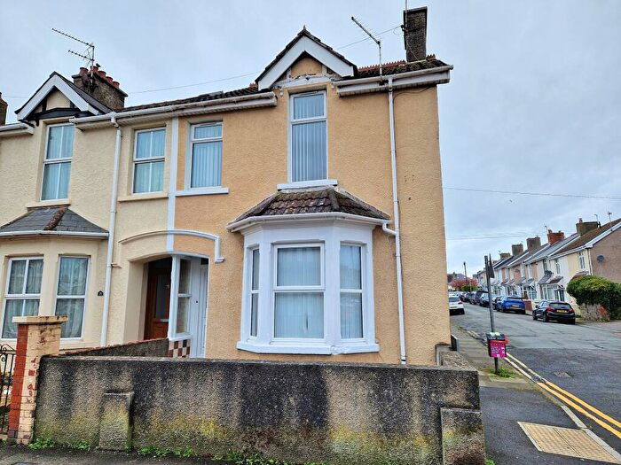 3 Bedroom End Of Terrace House For Sale In Suffolk Place, Porthcawl, CF36
