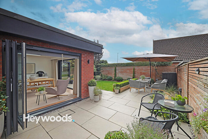 4 Bedroom Detached House For Sale In Friesian Gardens, Newcastle-under-Lyme, ST5