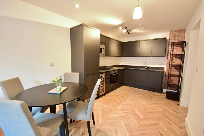 2 Bedroom Flat To Rent In Briggate, Leeds, LS1