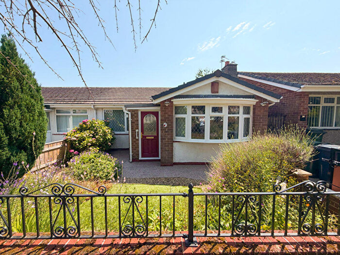 3 Bedroom Semi-Detached Bungalow For Sale In Hanover Walk, Winlaton, NE21