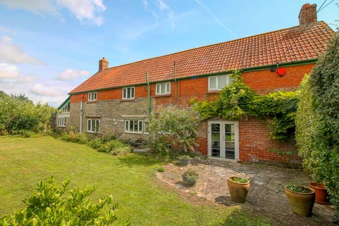 4 Bedroom Detached House For Sale In Wick, Langport, TA10