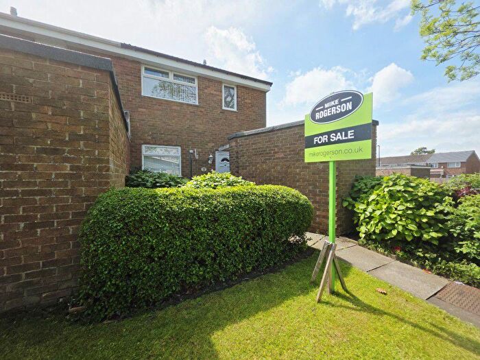 3 Bedroom End Of Terrace House For Sale In Buxton Close, Wallsend, NE28
