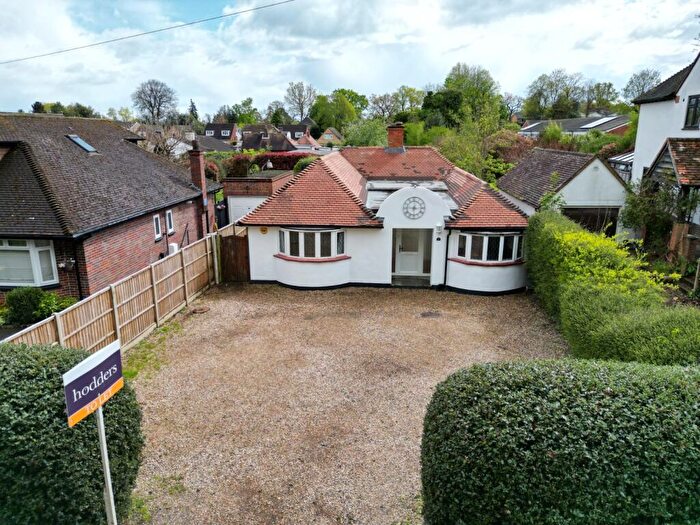 4 Bedroom Bungalow For Sale In Addlestone, Surrey, KT15