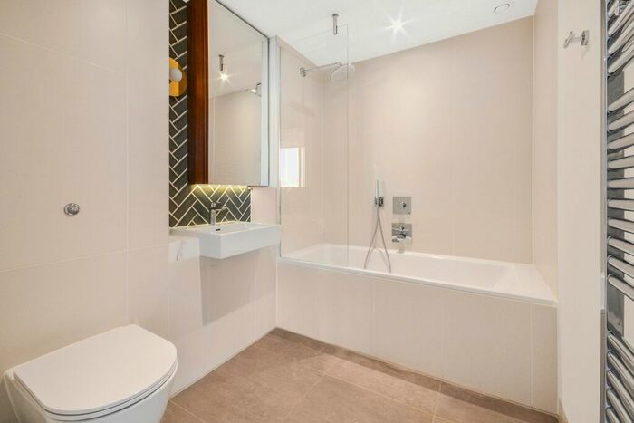 1 Bedroom Flat For Sale In City Road, London, EC1V