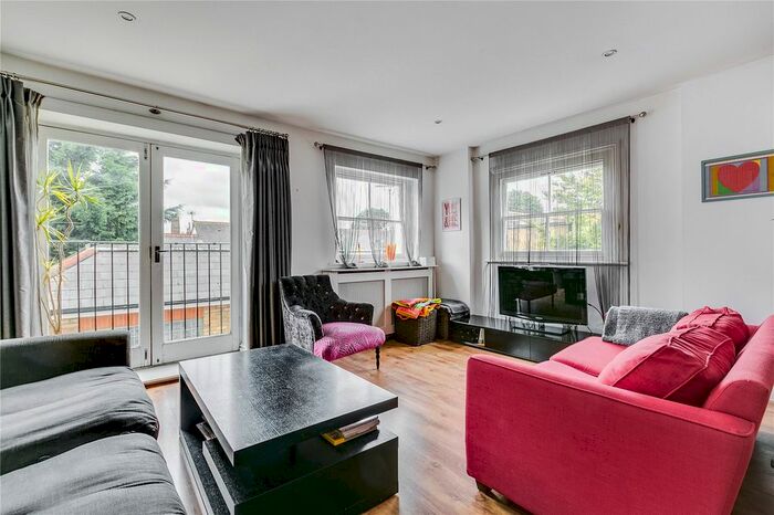 2 Bedroom Flat To Rent In Islington Park Street, Islington, N1
