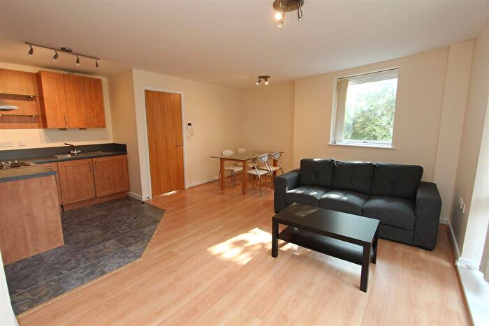 2 Bedroom Flat To Rent In Aspect, Elmwood Lane, LS2
