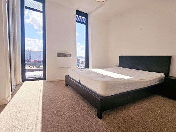 2 Bedroom Apartment To Rent In Mann Island, Liverpool, L3