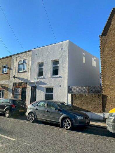 4 Bedroom Terraced House To Rent In Eric Street, London, E3