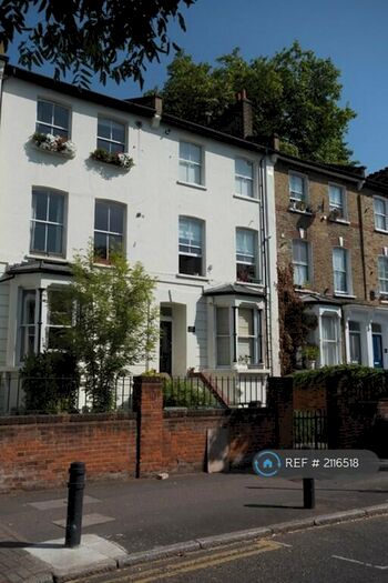 1 Bedroom Flat To Rent In Colvestone Crescent, London, E8