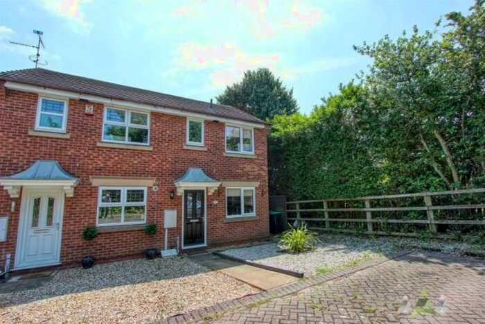 2 Bedroom Semi-Detached House To Rent In Grizedale Close, Forest Town, NG19