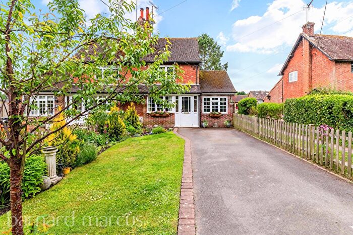 2 Bedroom Semi-detached House For Sale In Kingsland, Newdigate, Dorking, RH5