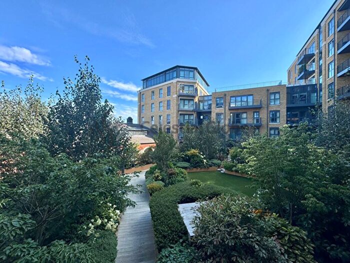 2 Bedroom Apartment To Rent In Heritage Walk, Kingston Upon Thames, Surrey, KT1