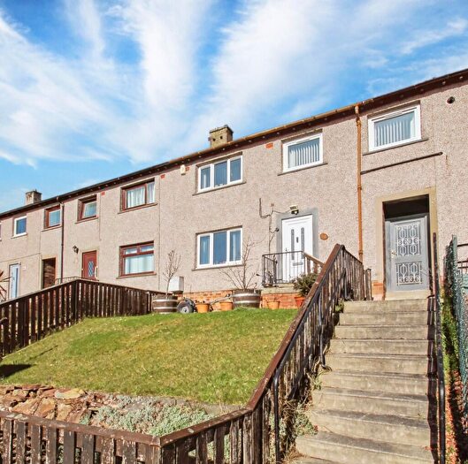 3 Bedroom Terraced House For Sale In Almond Road, Dunfermline, Fife, KY11