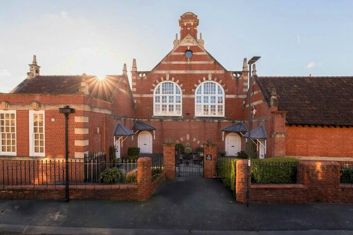 2 Bedroom Maisonette To Rent In The Old School House, Maxse Road, Knowle, BS4