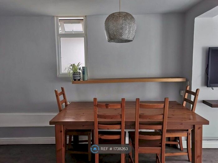 1 Bedroom Flat To Rent In Wilbury Villas, Hove, BN3