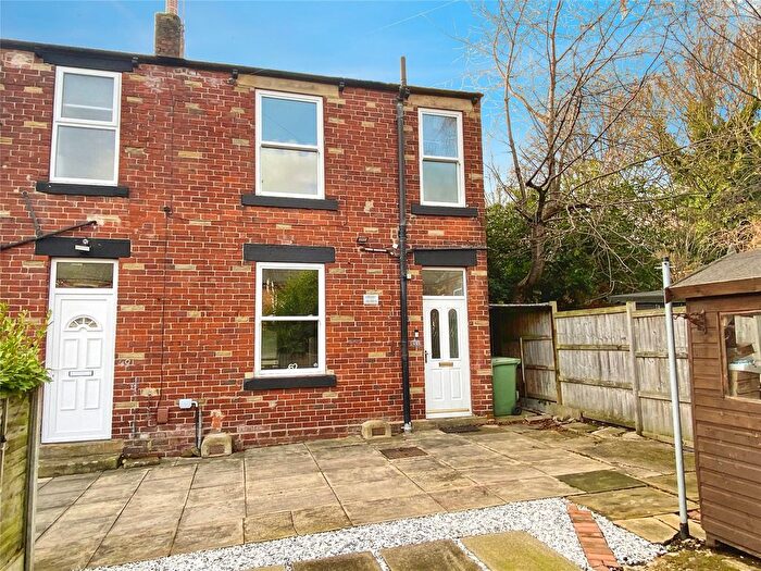 1 Bedroom End Of Terrace House For Sale In Walker Street, Earlsheaton, Dewsbury, WF12