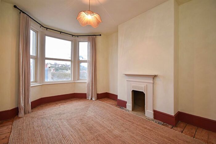 1 Bedroom Flat To Rent In Stonefield Road, Hastings, TN34