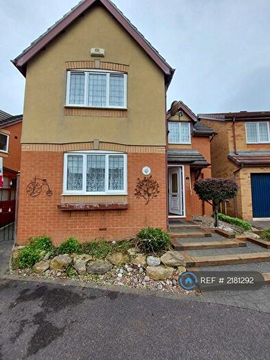 4 Bedroom Detached House To Rent In Turner Road, Wellingborough, NN8