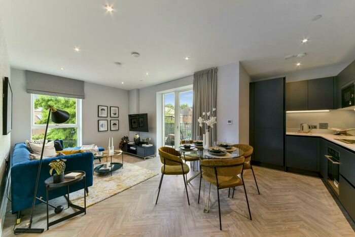 2 Bedroom Apartment To Rent In Raphis Court, Hermitage Lane, London, NW2