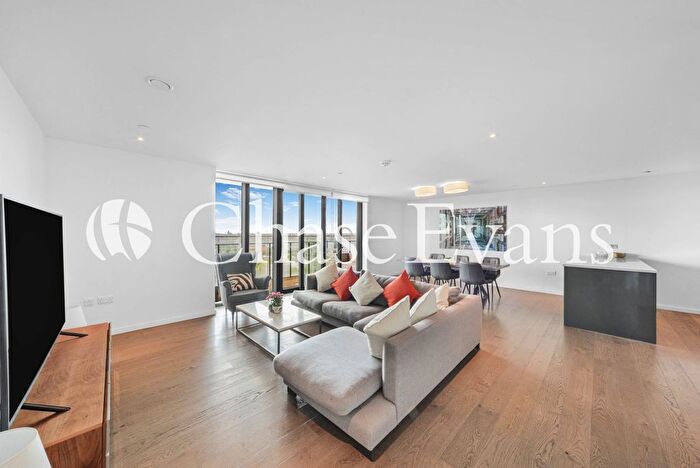 3 Bedroom Flat For Sale In The Tower, One The Elephant, St Gabriels Walk, London, SE1