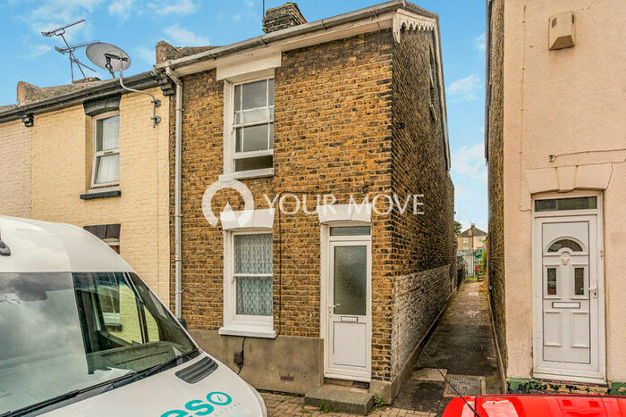 3 Bedroom Terraced House To Rent In Randolph Road, Gillingham, Kent, ME7