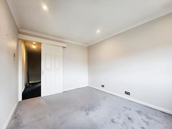 1 Bedroom Maisonette To Rent In The Pines, Horsham, RH12