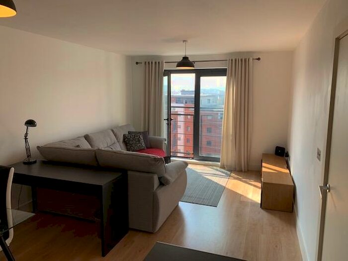 1 Bedroom Apartment To Rent In Galleon Way, Cardiff, CF10