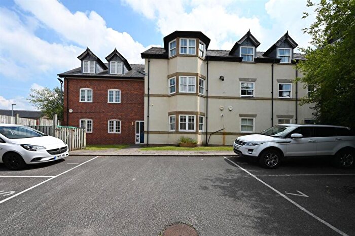 2 Bedroom Flat To Rent In Moody Street, Tudor Court, CW12