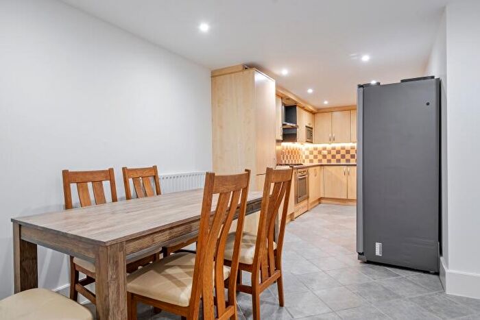 2 Bedroom Apartment To Rent In Wadbrook Street, KT1