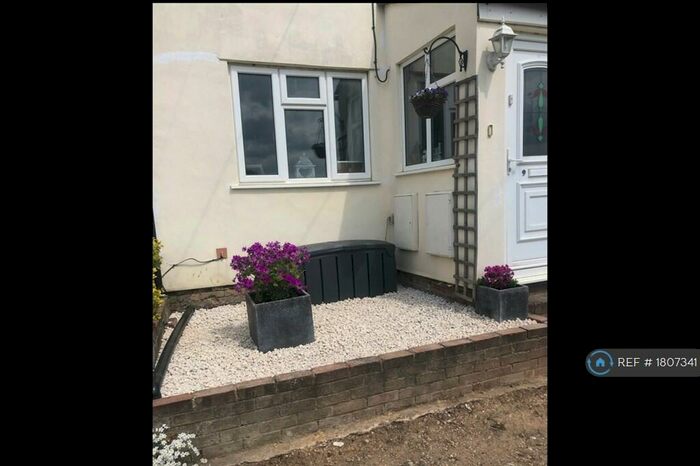2 Bedroom Terraced House To Rent In Brambletree Cottages, Rochester, ME1