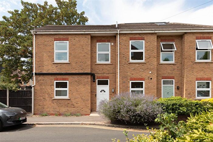 3 Bedroom Property For Sale In St. Georges Road, London, E10