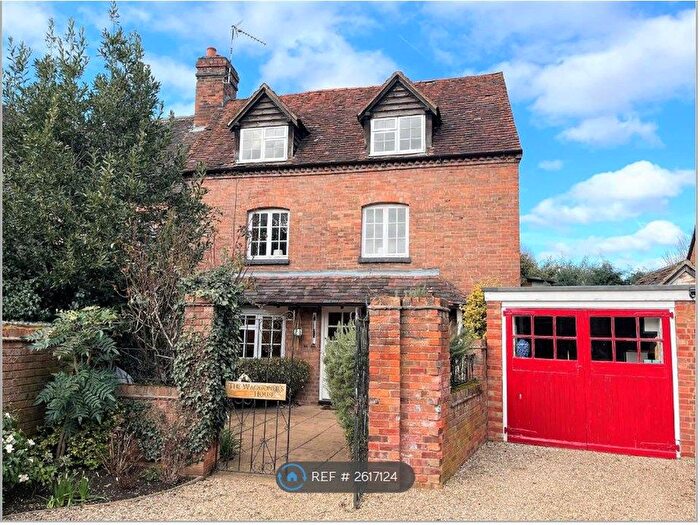 3 Bedroom End Of Terrace House To Rent In Bridge End, Warwick, CV34
