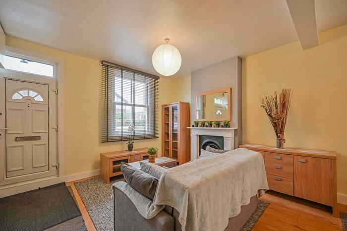 2 Bedroom Property To Rent In Station Road, Forest Gate, London, E7