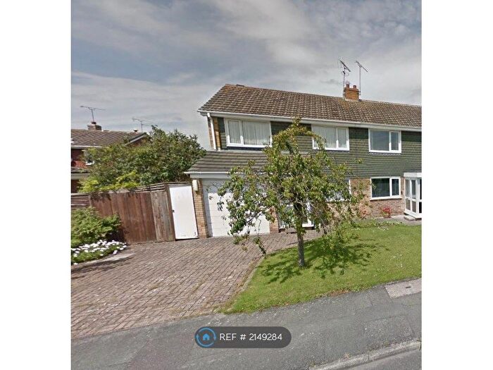 3 Bedroom Semi-Detached House To Rent In Fir Tree Avenue, Chester, CH4