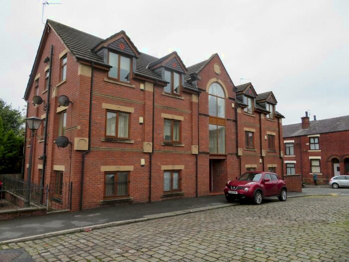 2 Bedroom Apartment To Rent In Blair Street, Meanwood, OL12