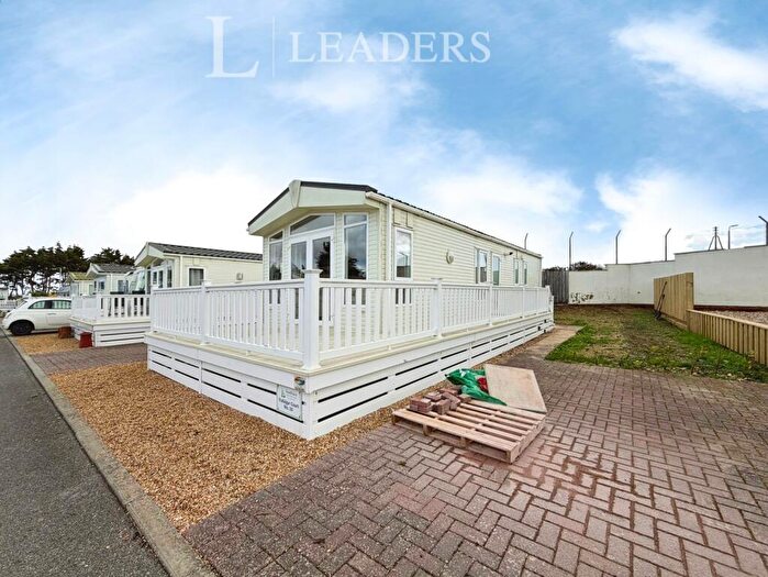 2 Bedroom Mobile Home For Sale In Melville Road, Southsea, Hampshire, PO4