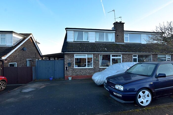 3 Bedroom Semi Detached House For Sale In Conway Drive, Shepshed, Loughborough, LE12