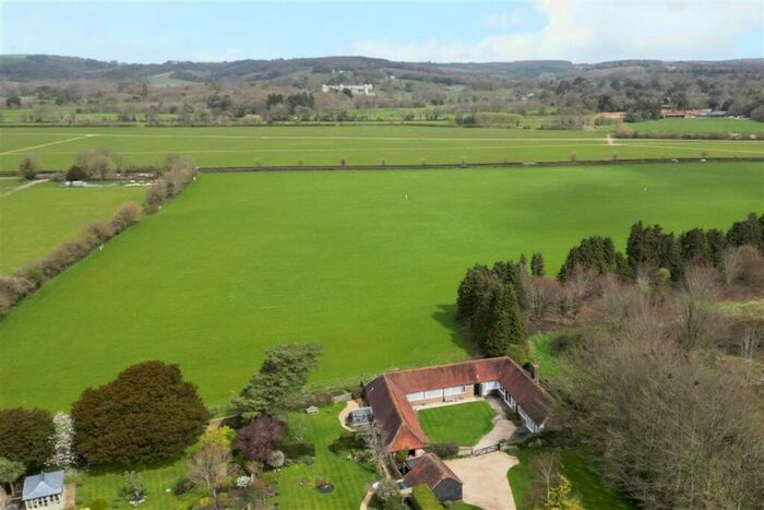 4 Bedroom Barn Conversion For Sale In Westerton, Nr Chichester, PO18