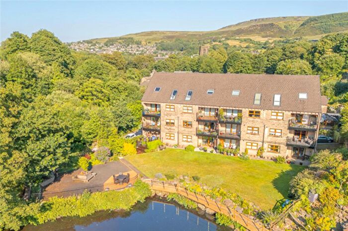 3 Bedroom Apartment For Sale In Clough Lea, Marsden, Huddersfield, HD7