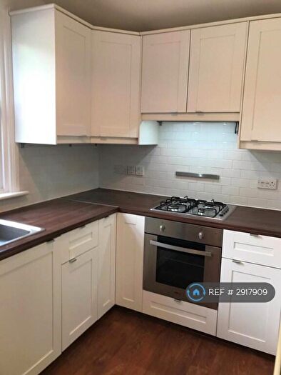 2 Bedroom Flat To Rent In Highbury, London, N5
