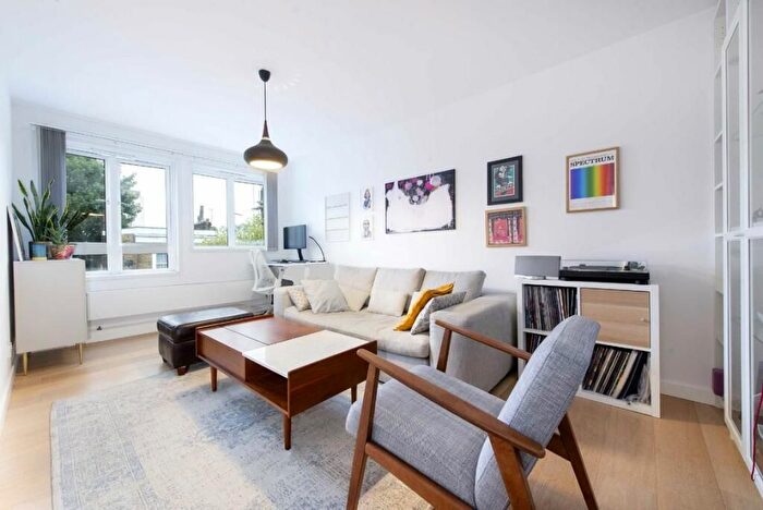 2 Bedroom Flat To Rent In Rhyl Street, London, NW5