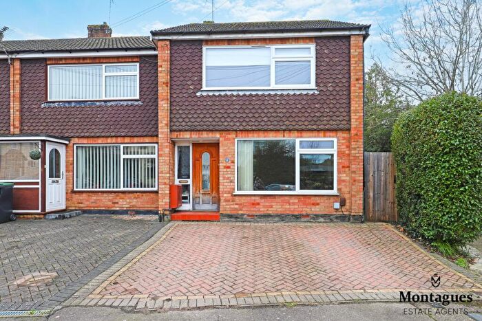 3 Bedroom House For Sale In Crossing Road, Epping, CM16