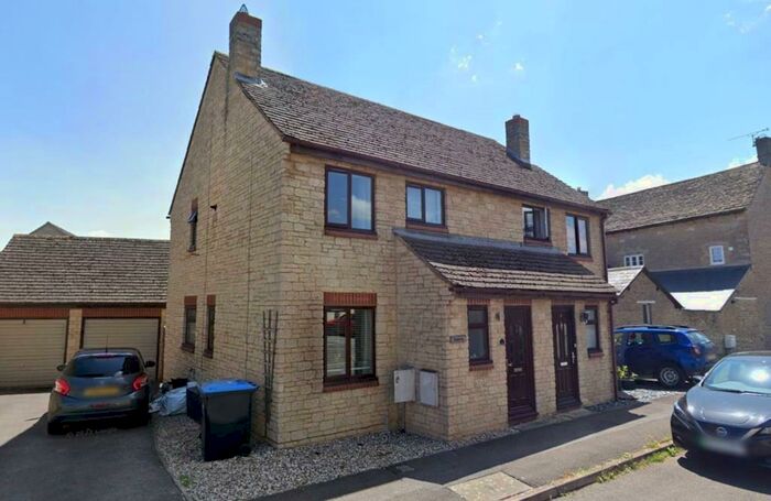 3 Bedroom Semi-Detached House To Rent In Chestnut Close, Brize Norton, OX18
