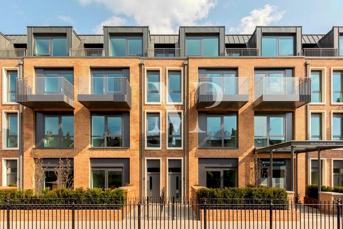 2 Bedroom Flat To Rent In Leamore Street, Hammersmith, London, W6