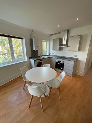 3 Bedroom Flat To Rent In B Jekyll Close, Stapleton, BS16