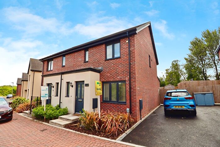 3 Bedroom Semi-Detached House For Sale In Rhodfa Leonard, Old St. Mellons, Cardiff, CF3